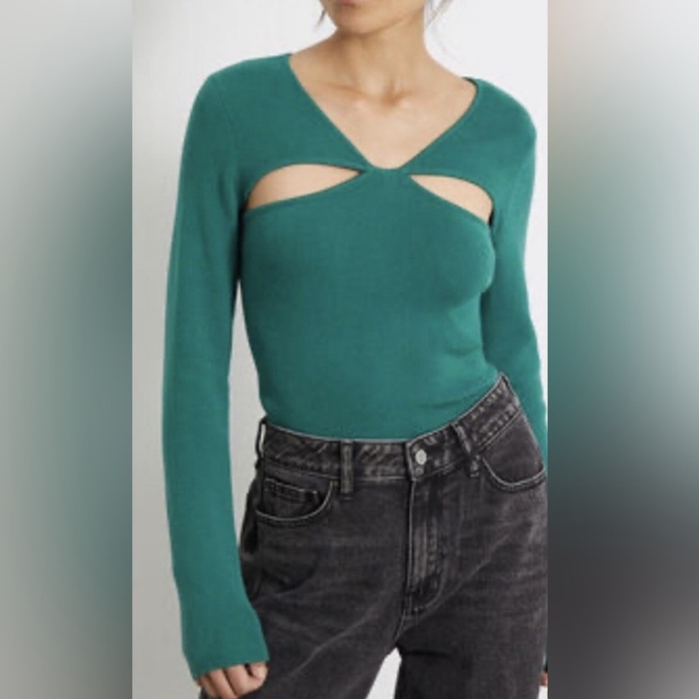 Kendall & Kylie Green Long Sleeve Top